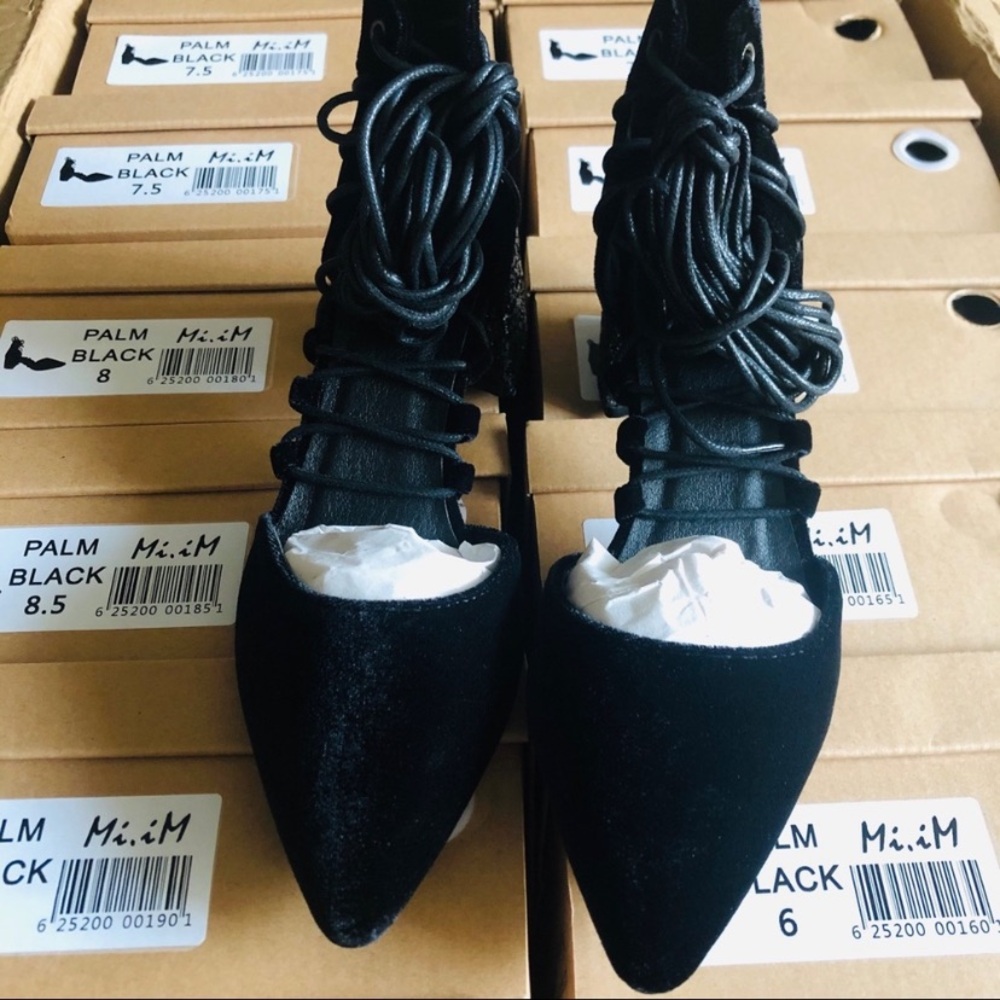 Mi.iM Plam Black Lace-Up Velvet Glitter Block Heels - Picture 6 of 6